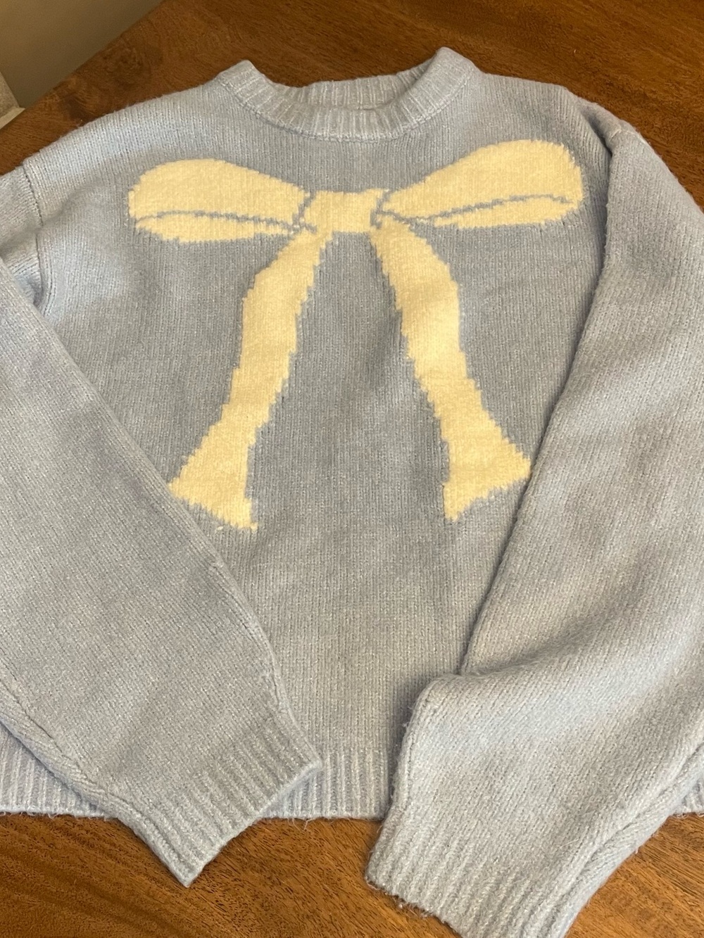 a new day Light Blue Crewneck Sweater with Cream Bow xs nwot